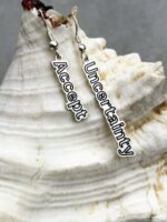 ⁦עגיל כסף Accept Uncertainty⁩ – תמונה ⁦2⁩