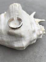 ⁦טבעת כסף דקה פתוחה⁩ – תמונה ⁦3⁩