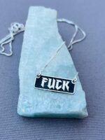 ⁦שרשרת FUCK מלבנית⁩ – תמונה ⁦2⁩