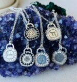 ⁦שרשרת משובצת עם צדף⁩ – תמונה ⁦4⁩