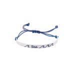 צמיד כסף מחובר לים ולחופש עם עיטור של גל בצבע כחול